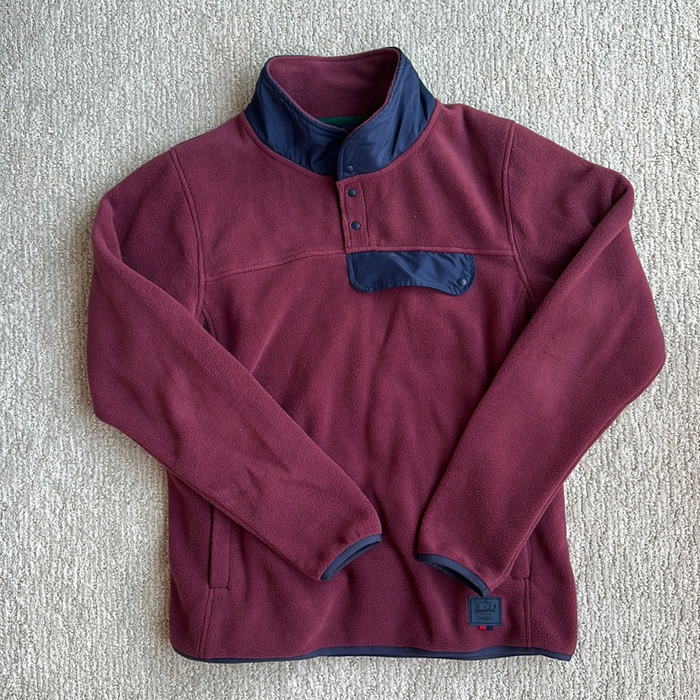 Herschel fleece pullover